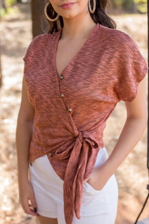 CÓD 2012 BLUSA FLAMÊ TRANSPASSADA LAÇO ALFAIATARIA CÓD 2012 BLUSA FLAMÊ TRANSPASSADA LAÇO ALFAIATARIA